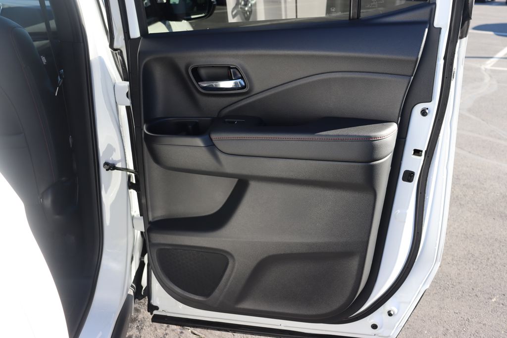 Thumbnail: 2026 Honda Ridgeline - 12