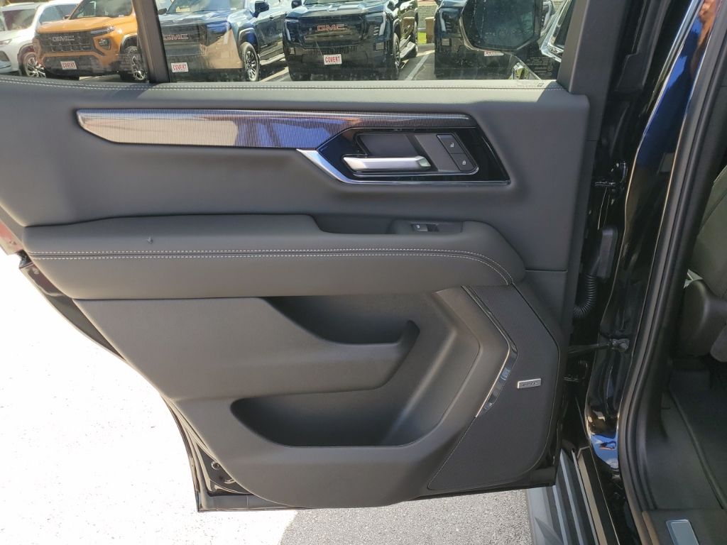 New Car 2025 Gmc Yukon  Elevation For Sale In Austin, Texas