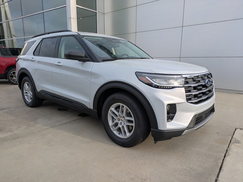 2026 Ford Explorer Active w/200A Pkg