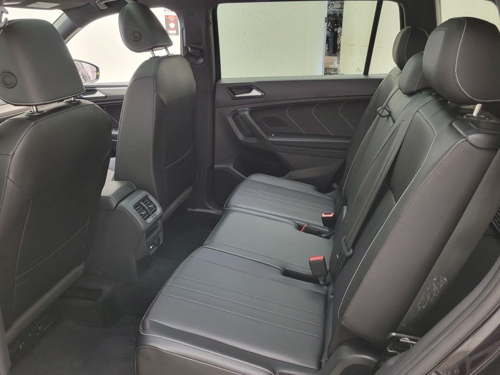 Thumbnail: 2024 Volkswagen Tiguan - 21