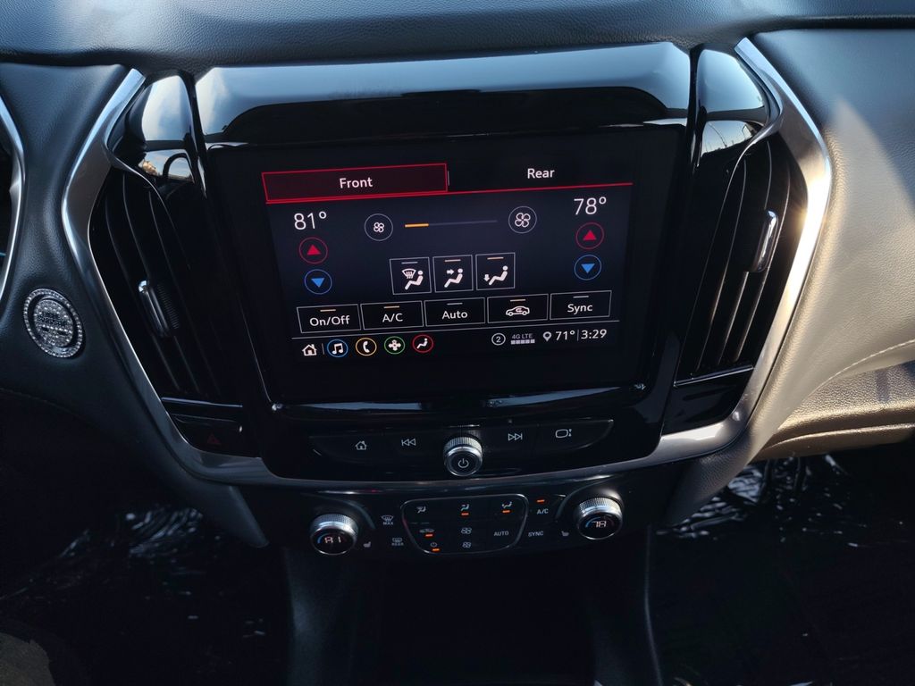 Used Car 2021 Chevrolet Traverse  Lt For Sale Under $20,000 In Austin, Texas