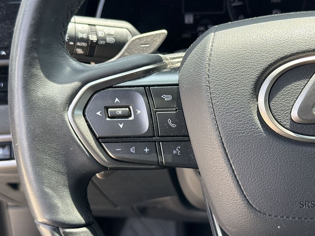 Thumbnail: 2023 Lexus RX - 26