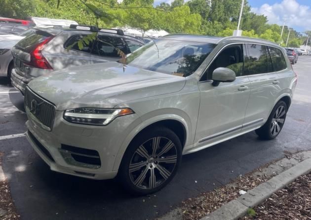 Crystal White 2023 Volvo XC90 B6 Ultimate Bright Theme 7-Passenger AWD SUV / Crossover All-Wheel Drive Automatic