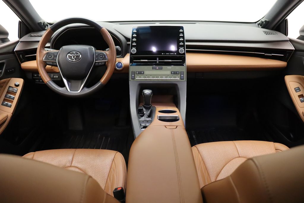 2020 Toyota Avalon Limited 24