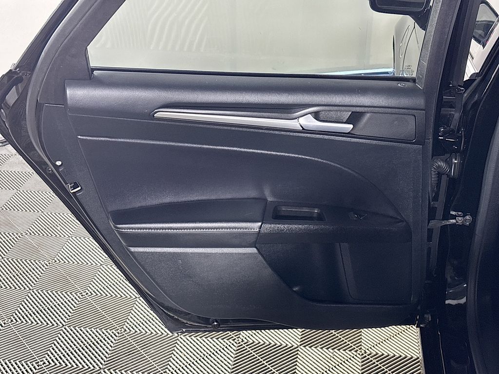 2017 Ford Fusion Energi Titanium