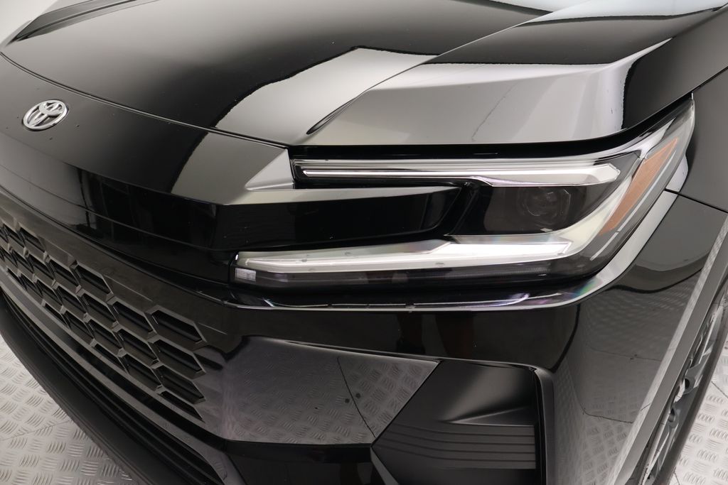 Thumbnail: 2026 Toyota RAV4 - 3