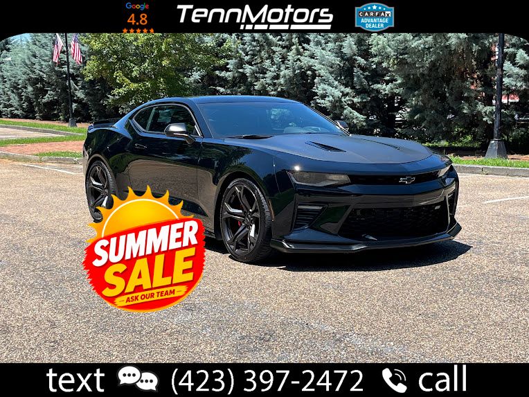 Black 2018 Chevrolet Camaro Coupe Rear-Wheel Drive 6-Speed Manual