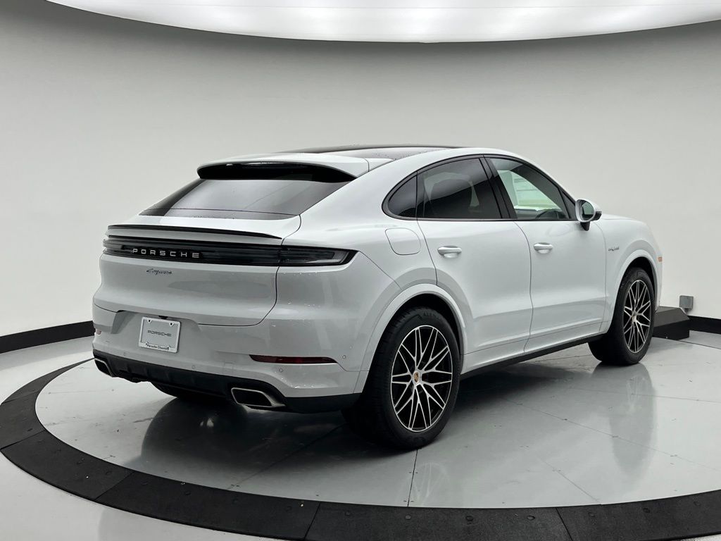 Thumbnail: 2025 Porsche  - 9