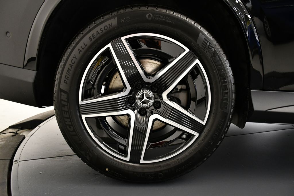 2025 Mercedes-Benz GLC 300 15
