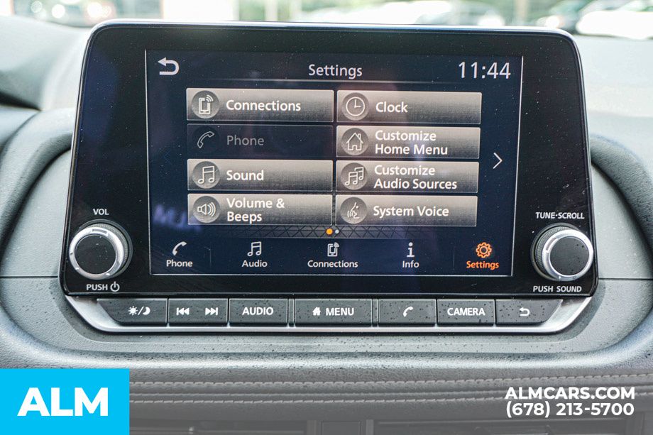 Used 2024 Gray Nissan S image 34