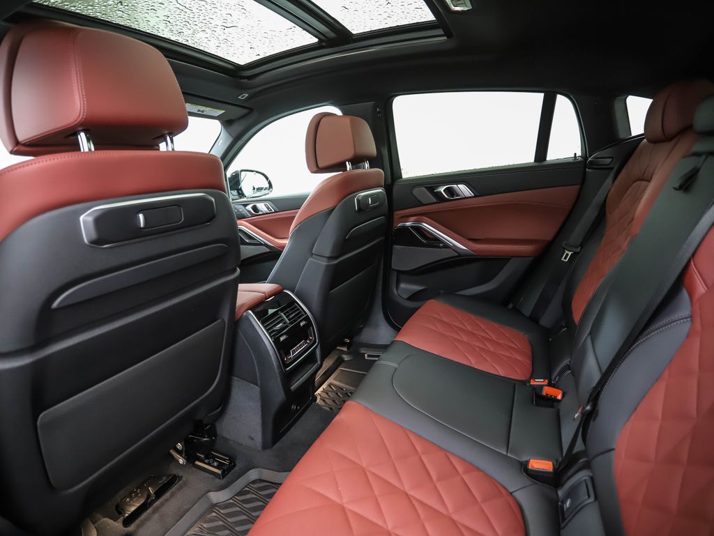 Thumbnail: 2026 BMW X6 - 21