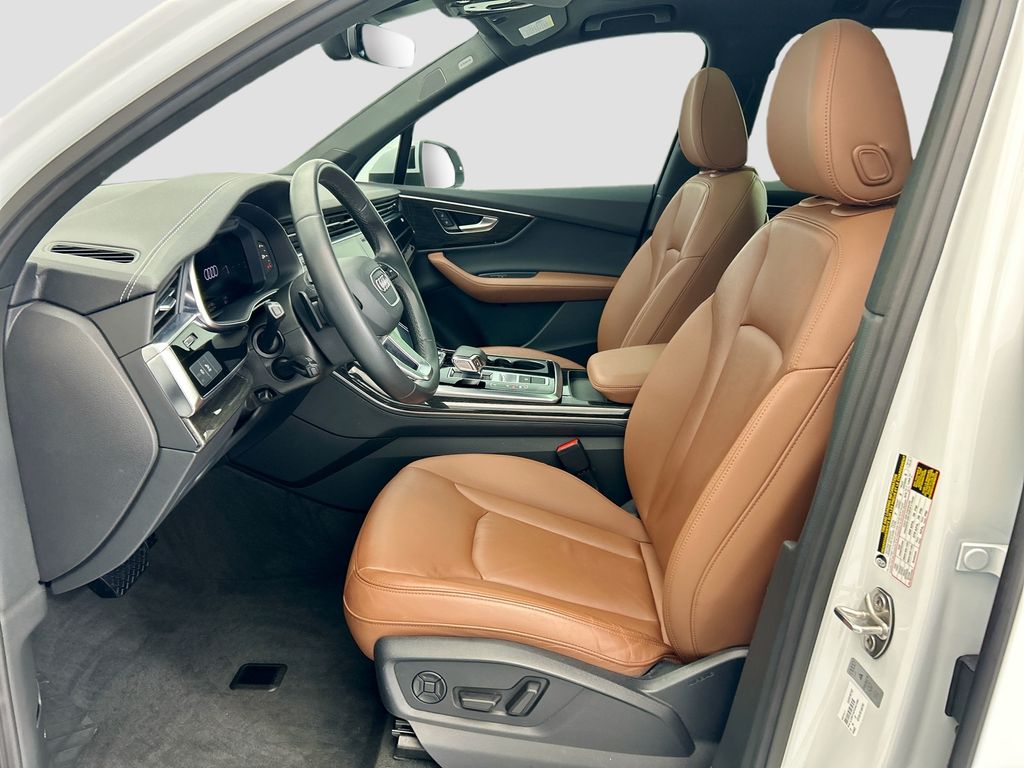 Thumbnail: 2023 Audi Q7 - 18