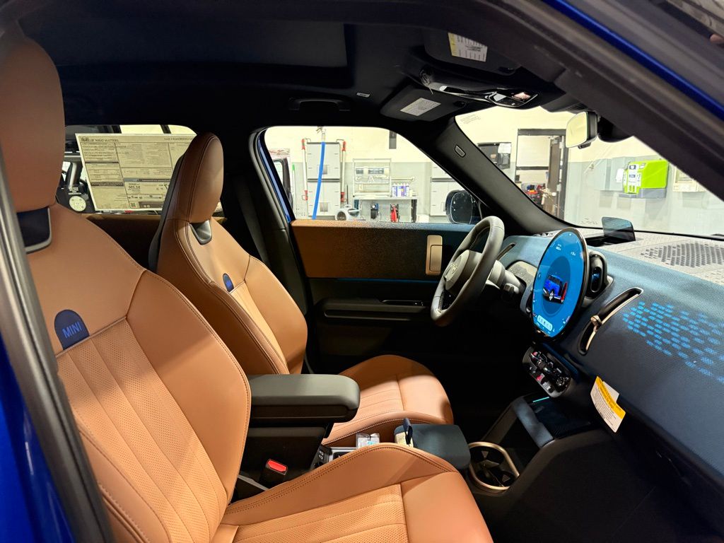 Thumbnail: 2025 MINI Cooper Countryman - 29