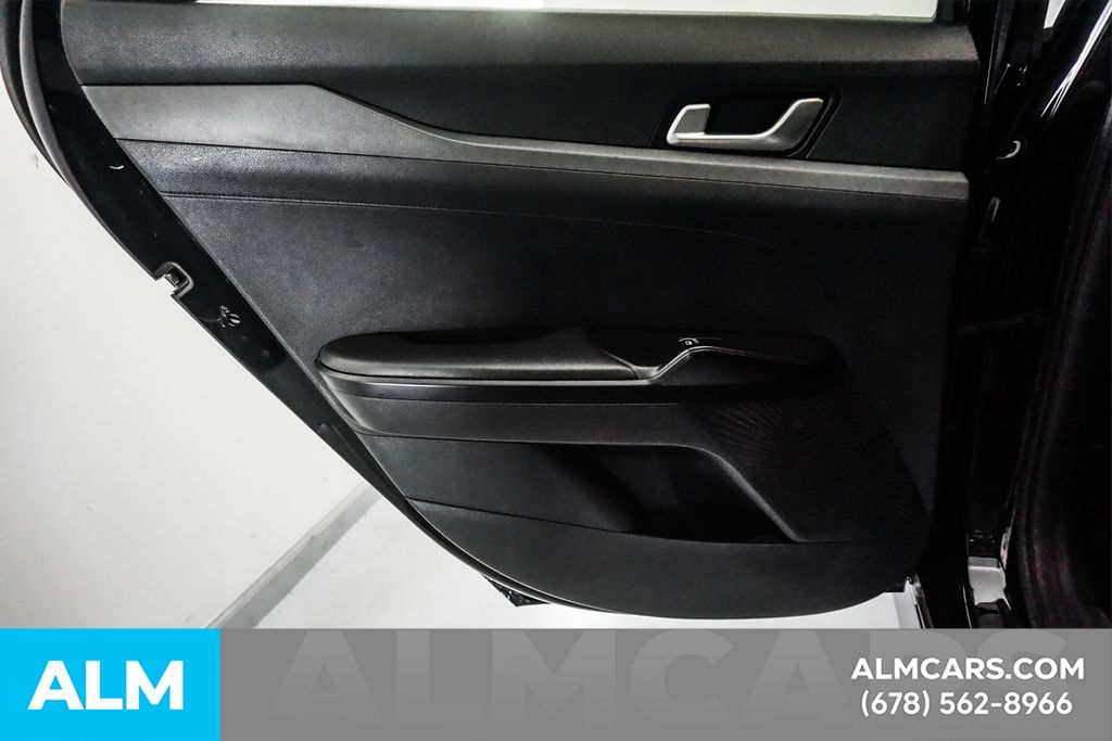 Used 2022 Black Kia GT-Line image 50