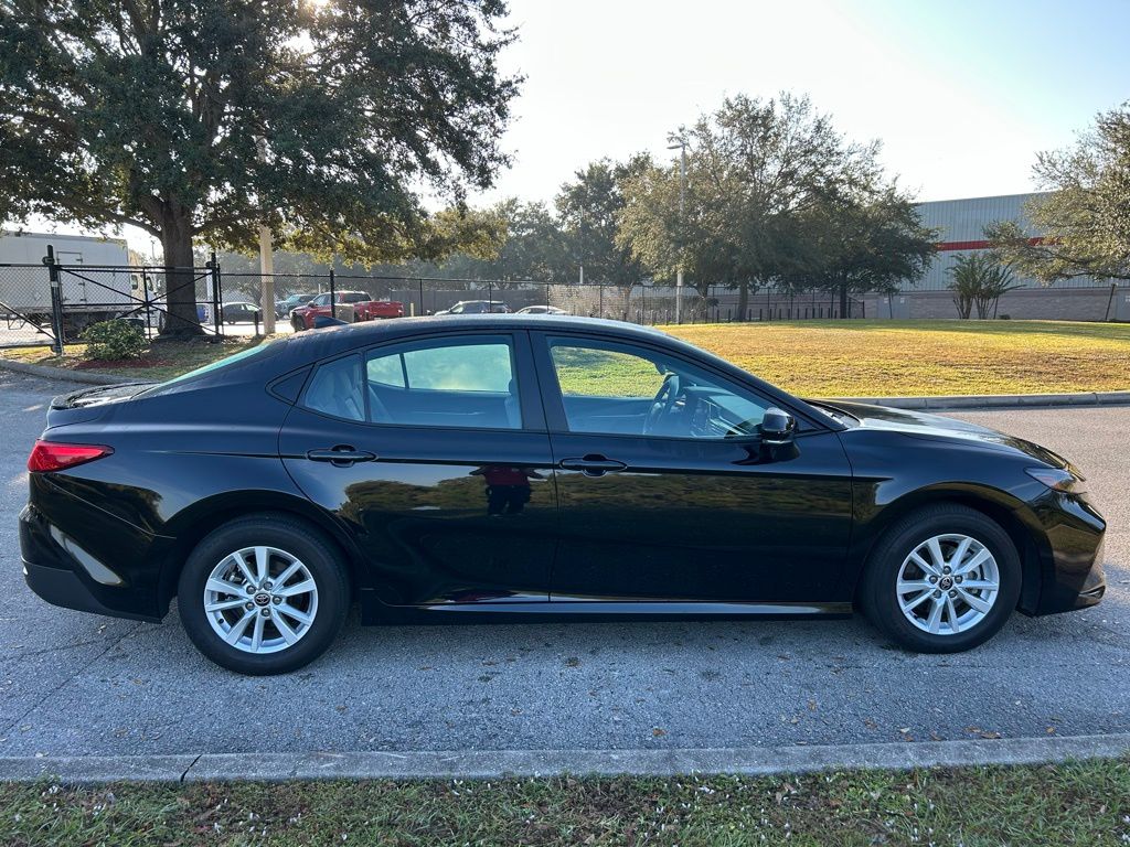 Thumbnail: 2025 Toyota Camry - 6