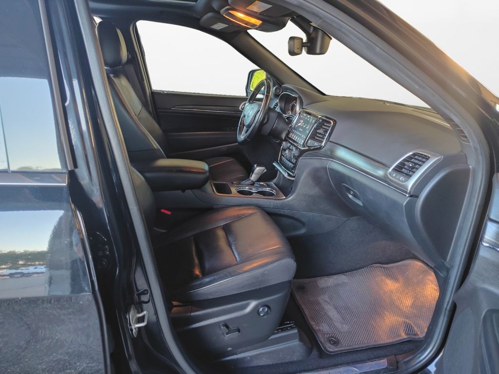 Used Car 2021 Jeep Grand Cherokee  Limited For Sale In Austin, Texas