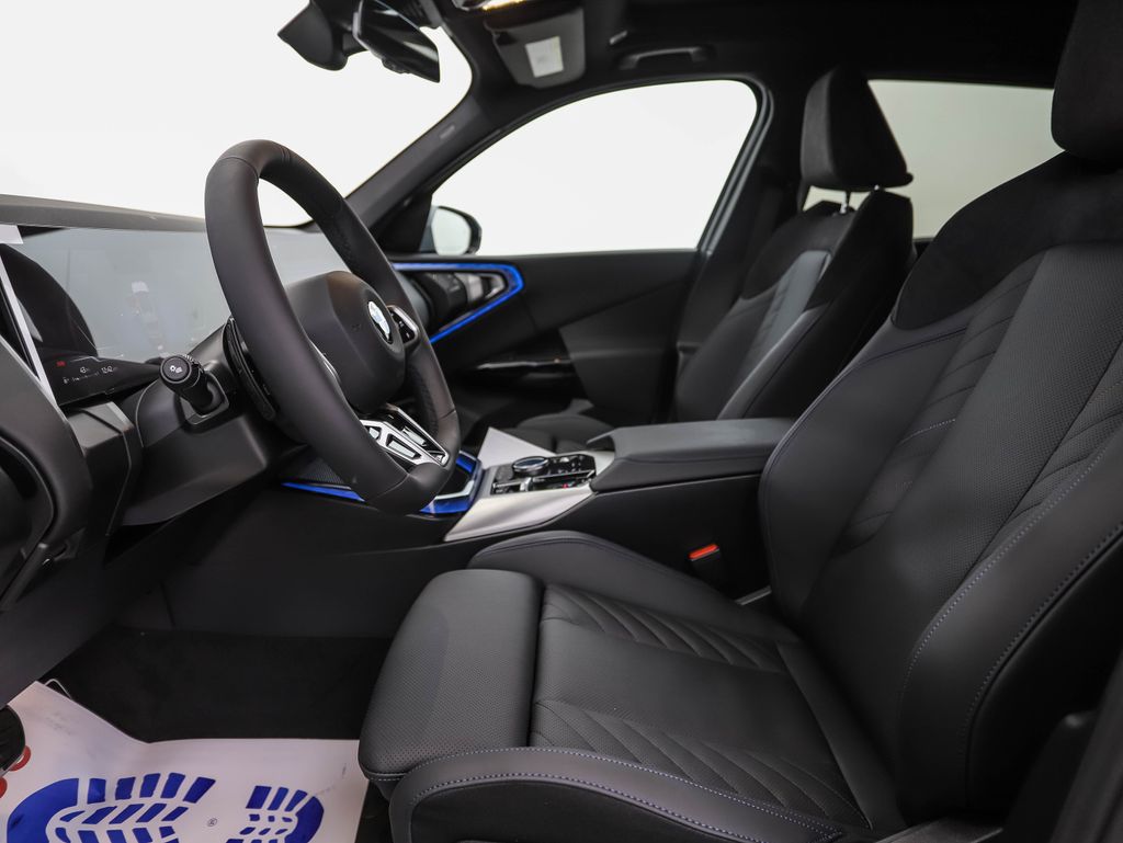 Thumbnail: 2026 BMW X3 - 11
