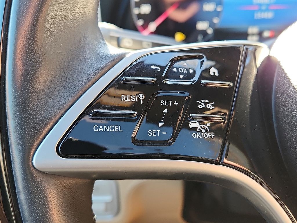 Thumbnail: 2024 Mercedes-Benz GLS - 25