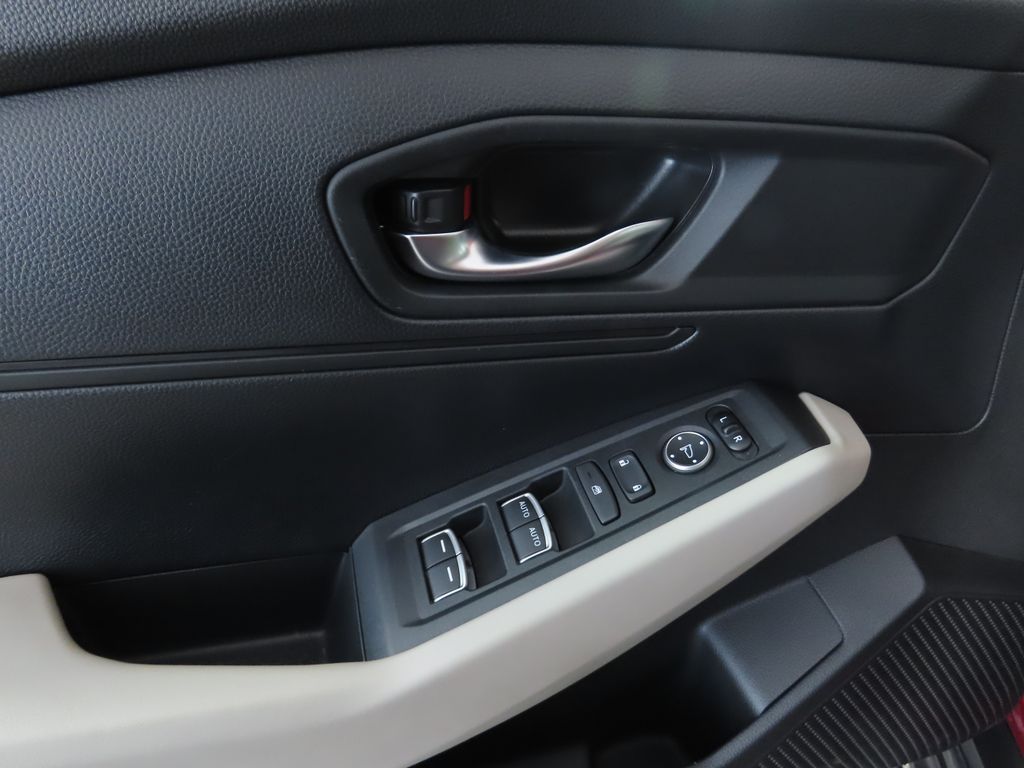 2023 Honda Accord LX 23