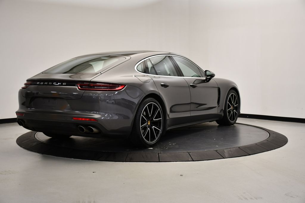 Thumbnail: 2018 Porsche Panamera - 7