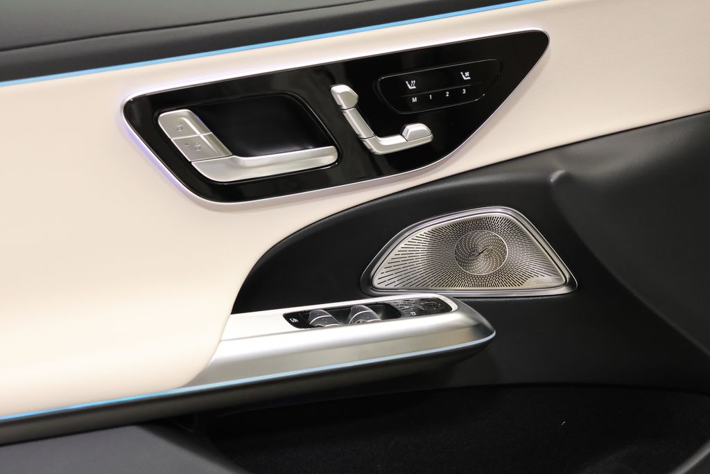 Thumbnail: 2026 Mercedes-Benz E-Class - 31