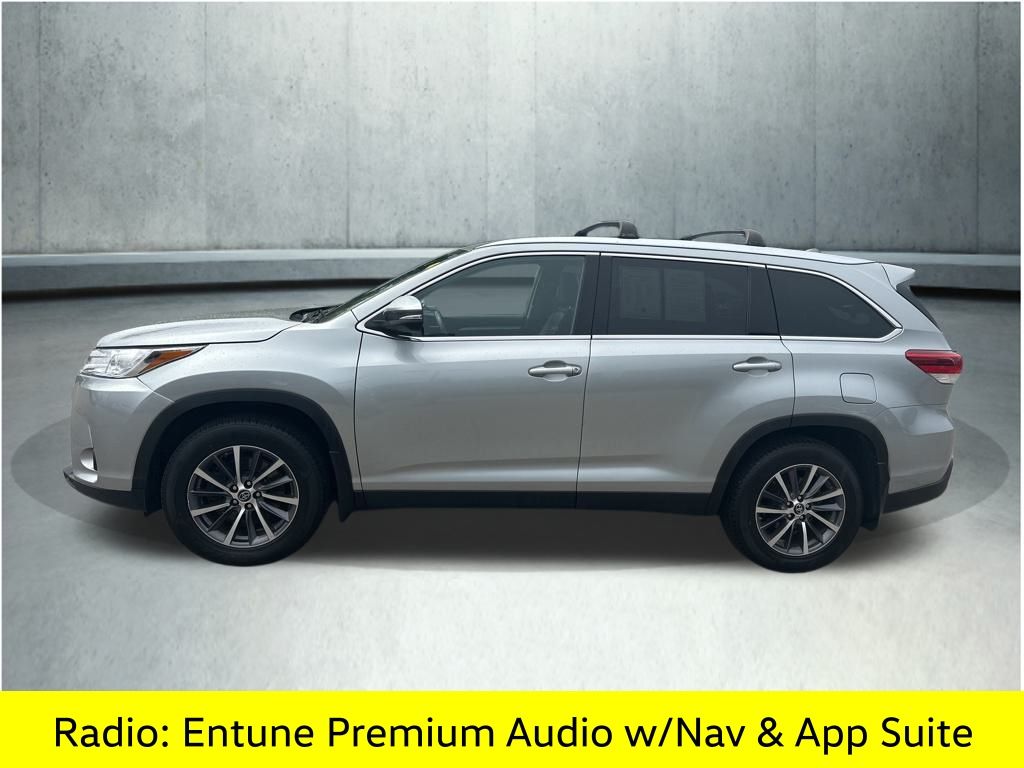 Used 2019 Toyota Highlander XLE with VIN 5TDJZRFH4KS604078 for sale in Saco, ME