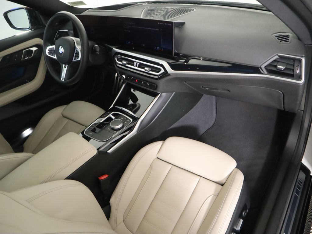 Thumbnail: 2024 BMW 2 Series - 18