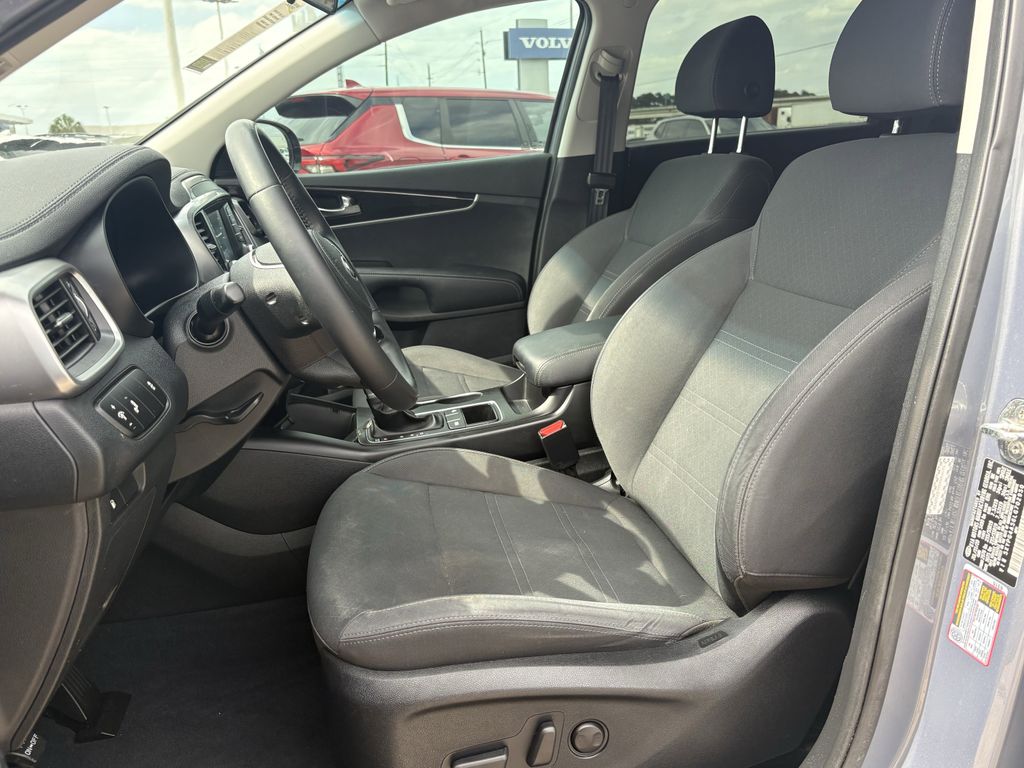 2020 Kia Sorento S Silver at Community Kia