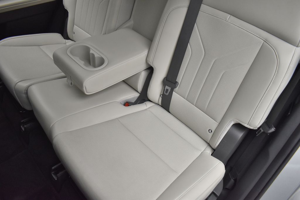 Thumbnail: 2024 Hyundai Santa Fe - 29