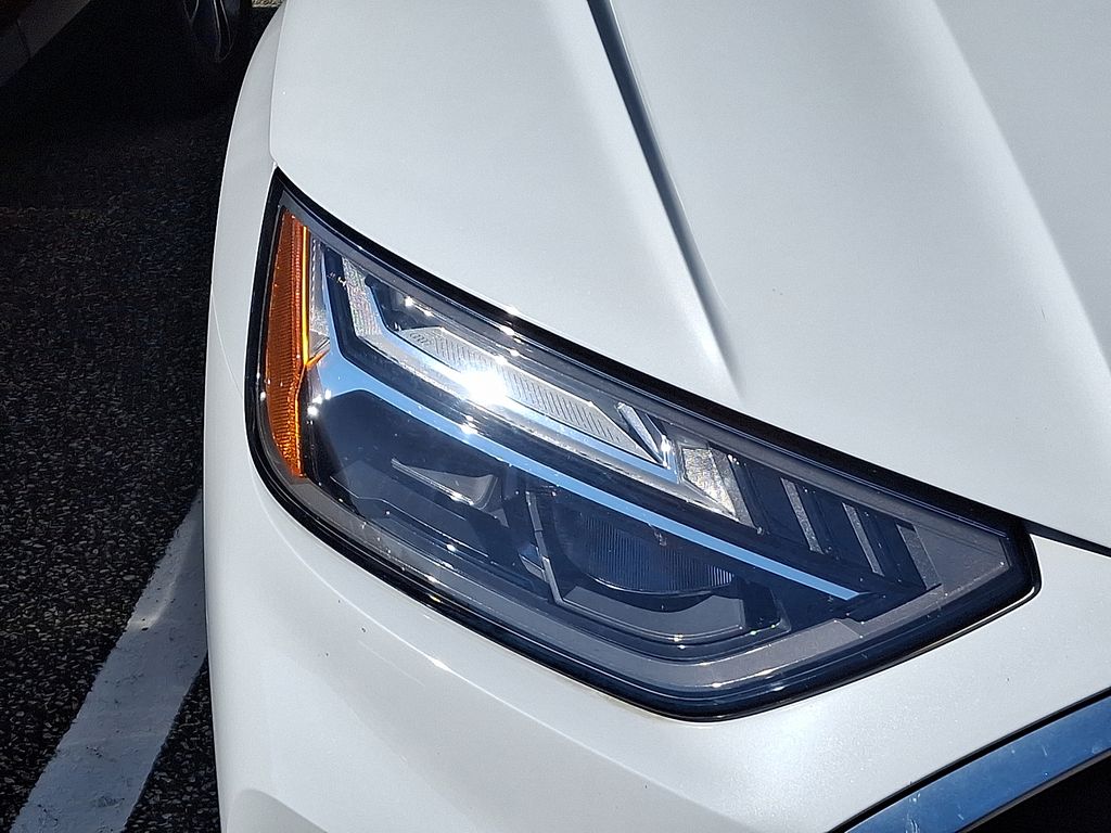 Thumbnail: 2021 Audi Q5 - 4