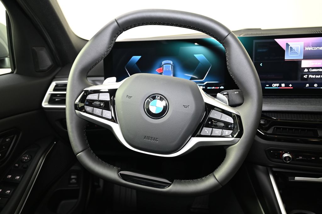 Thumbnail: 2025 BMW 3 Series - 17