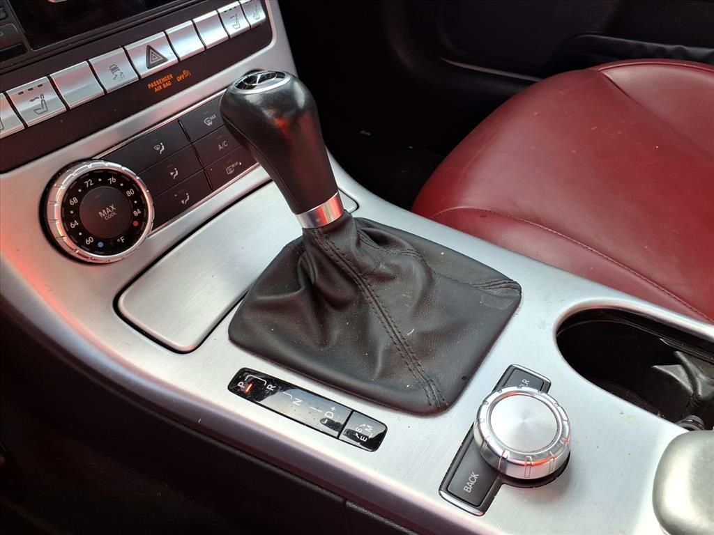 2014 Mercedes Benz SLK 250 photo 17