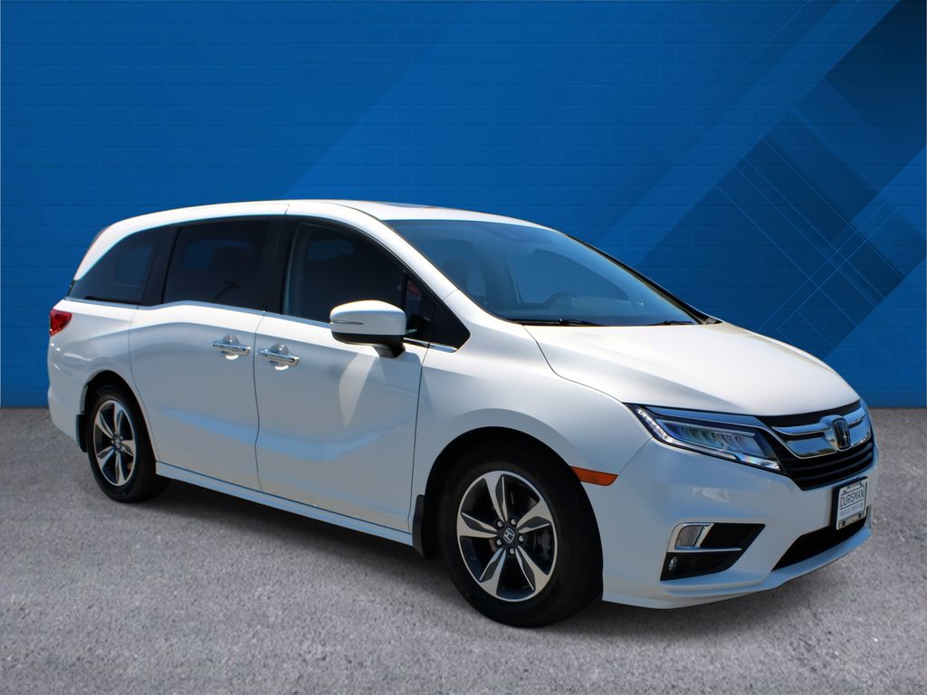 Platinum White Pearl 2020 Honda Odyssey Touring FWD Minivan Front-Wheel Drive Automatic