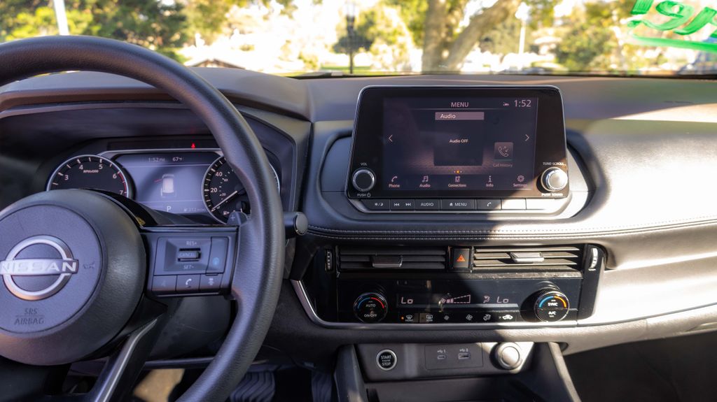 Used 2022 Nissan Rogue SV 4D Sport Utility