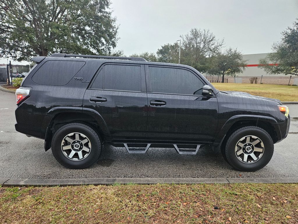 2021 Toyota 4Runner TRD Off Road 6