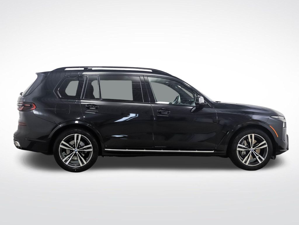 Thumbnail: 2024 BMW X7 - 6