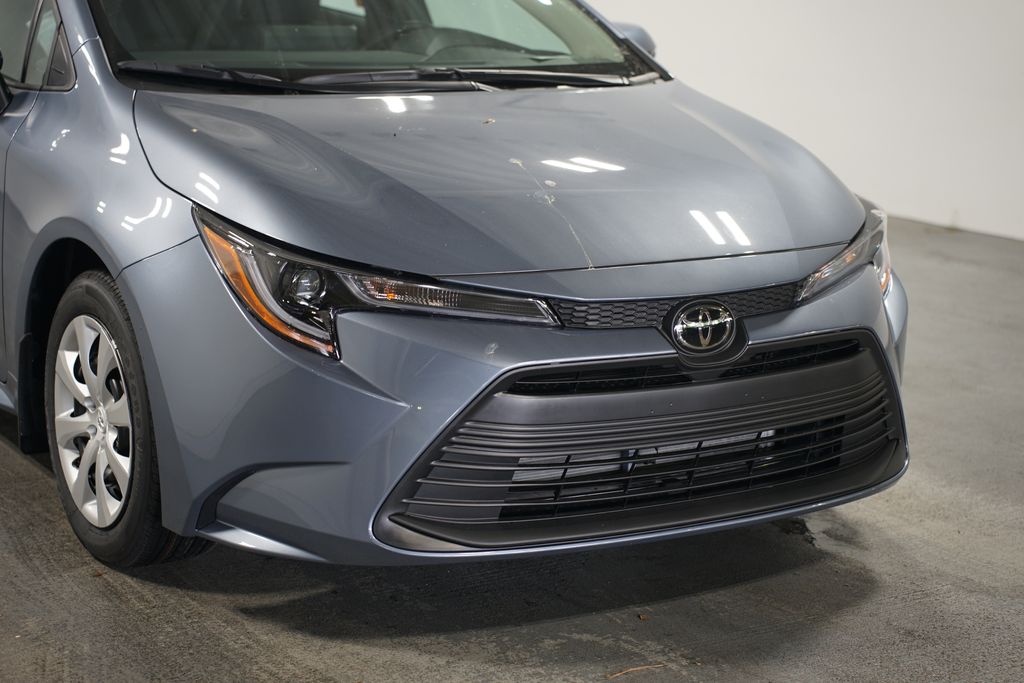 Thumbnail: 2025 Toyota Corolla - 4