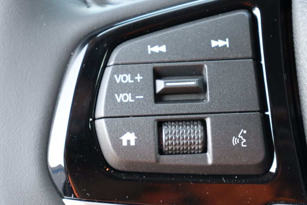 Thumbnail: 2026 Honda Odyssey - 32