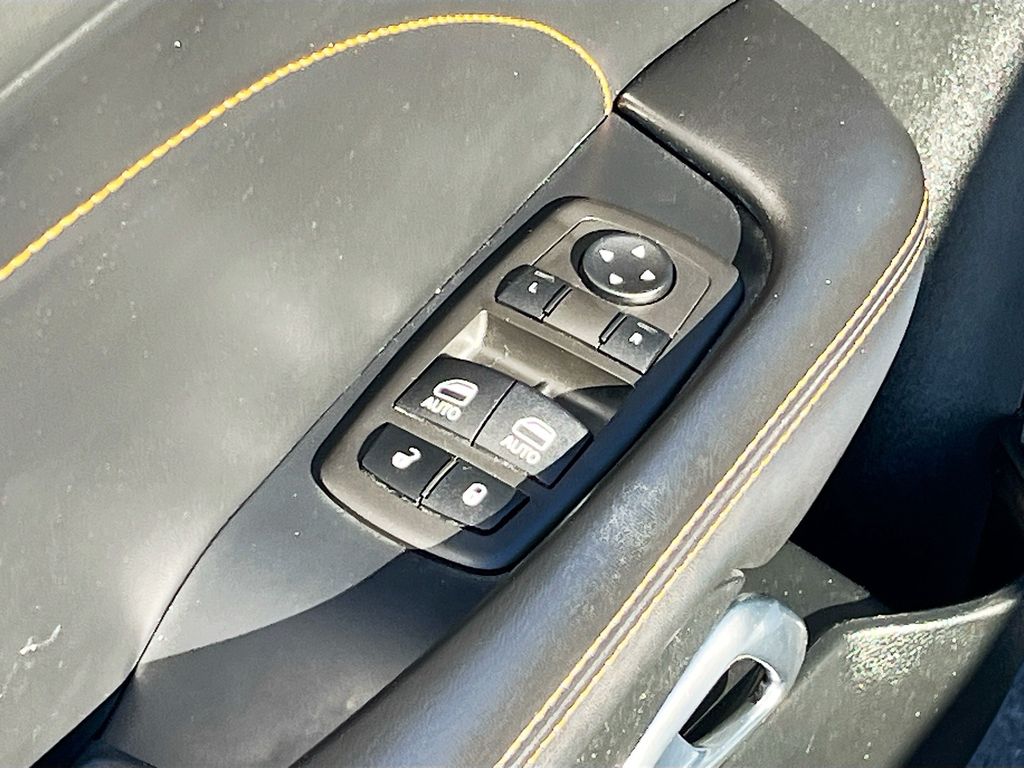 Used 2022 White Dodge R/T Scat Pack Widebody image 18