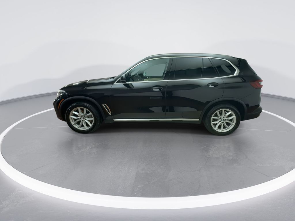 2022 BMW X5 xDrive40i 5