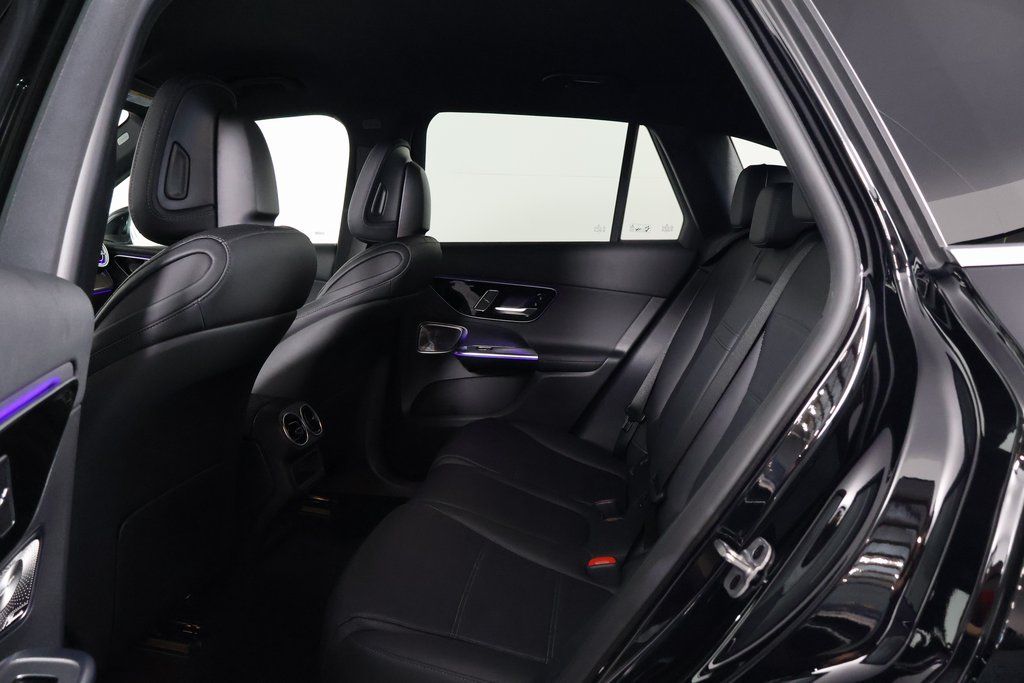 Thumbnail: 2025 Mercedes-Benz GLC - 11