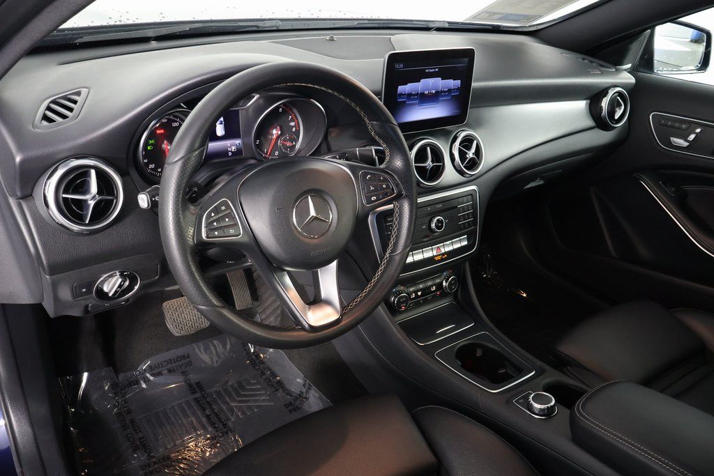 Thumbnail: 2018 Mercedes-Benz GLA - 7