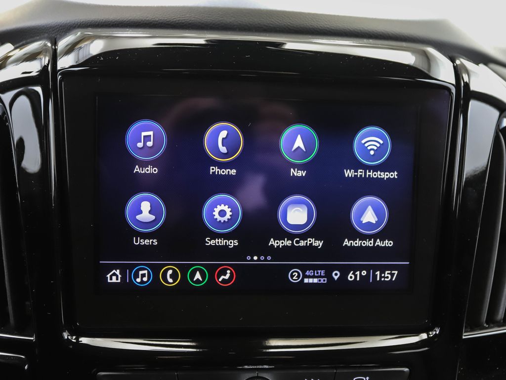 Thumbnail: 2023 Chevrolet Traverse - 15