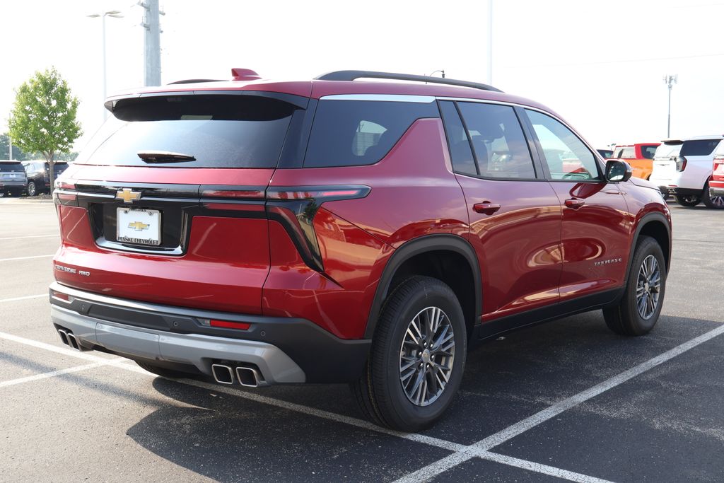Thumbnail: 2026 Chevrolet Traverse - 8