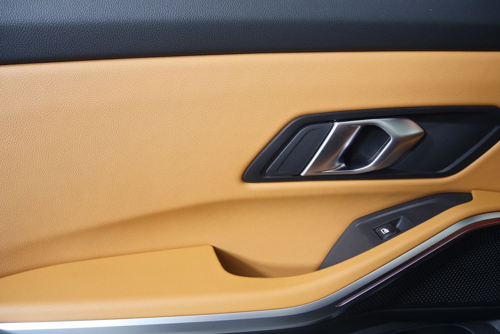 Thumbnail: 2026 BMW 3 Series - 13