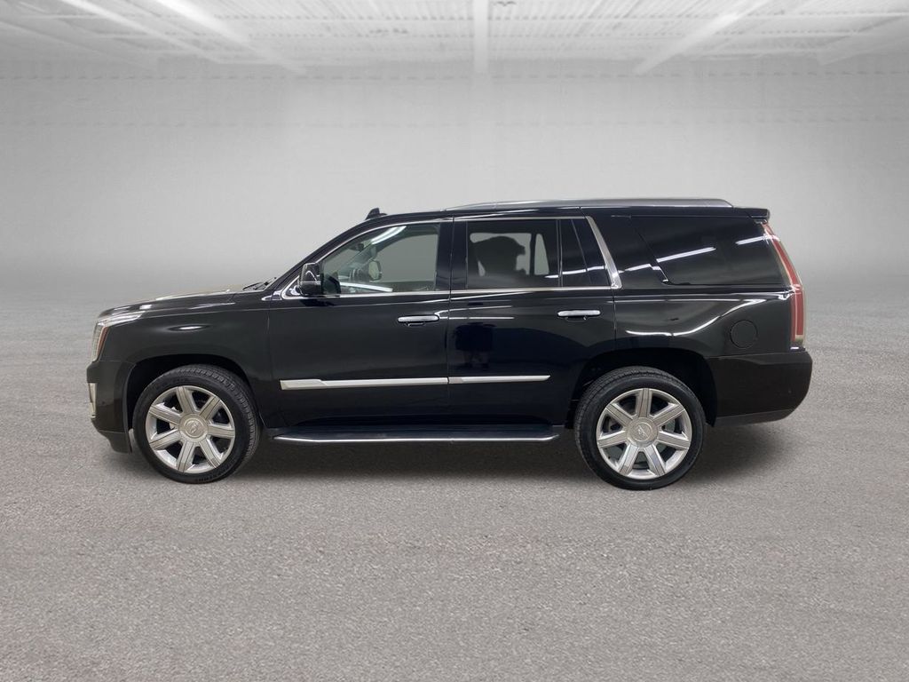 2020 Cadillac Escalade Luxury photo