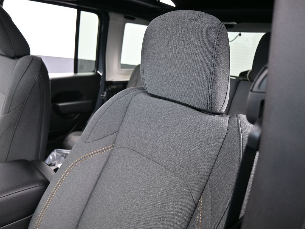 New 2026 Anvil Clear Coat Jeep Sport S image 15