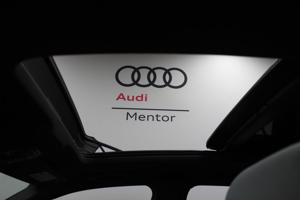 2022 Audi SQ5 Premium 13