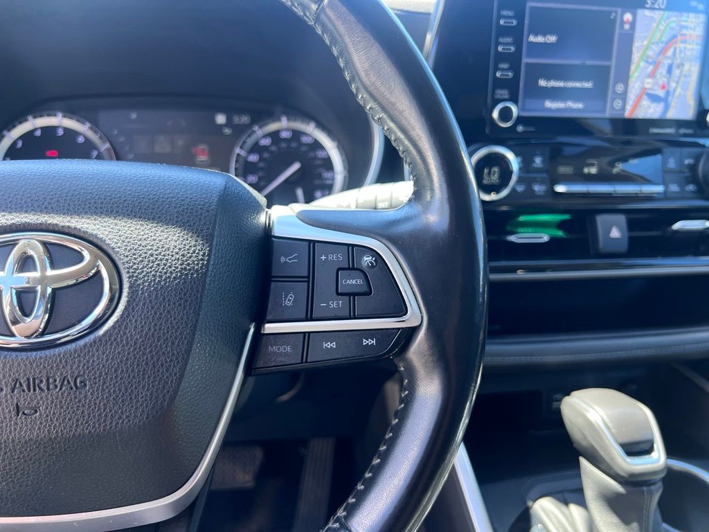 Used 2022 Toyota Highlander SUV