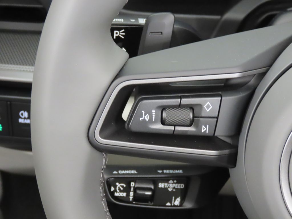 Thumbnail: 2026 Porsche 911 - 27